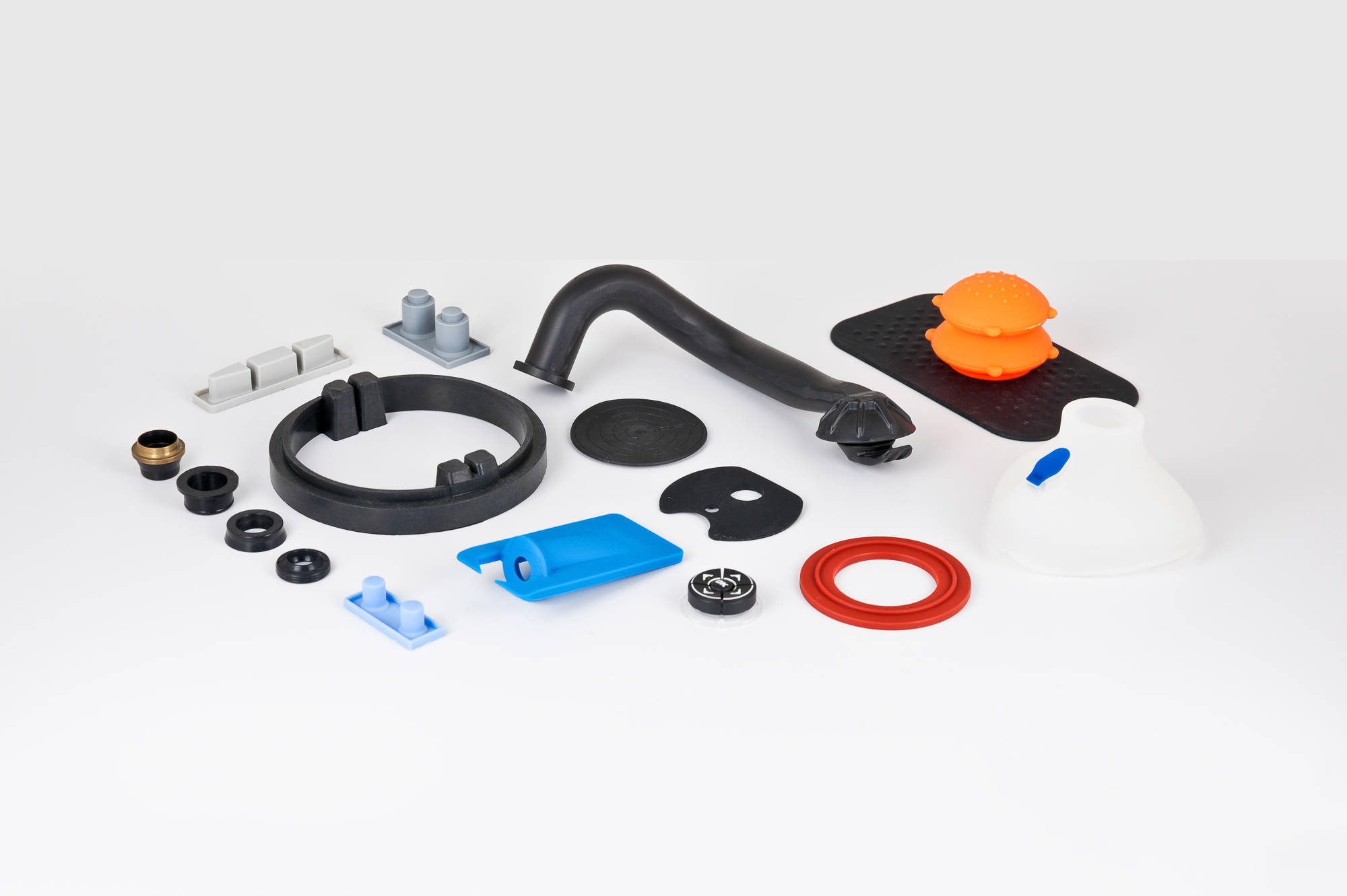 Particolari in silicone e gomma stampati o estrusi.